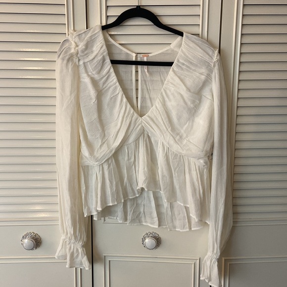 NWT Free People Daia Long Sleeve Top - Picture 2 of 4